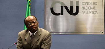 24112012_min_joaquim_barbosa_CN_20200308-082238_1.jpg