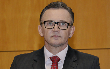 200718_sergiomajeski_ales.png