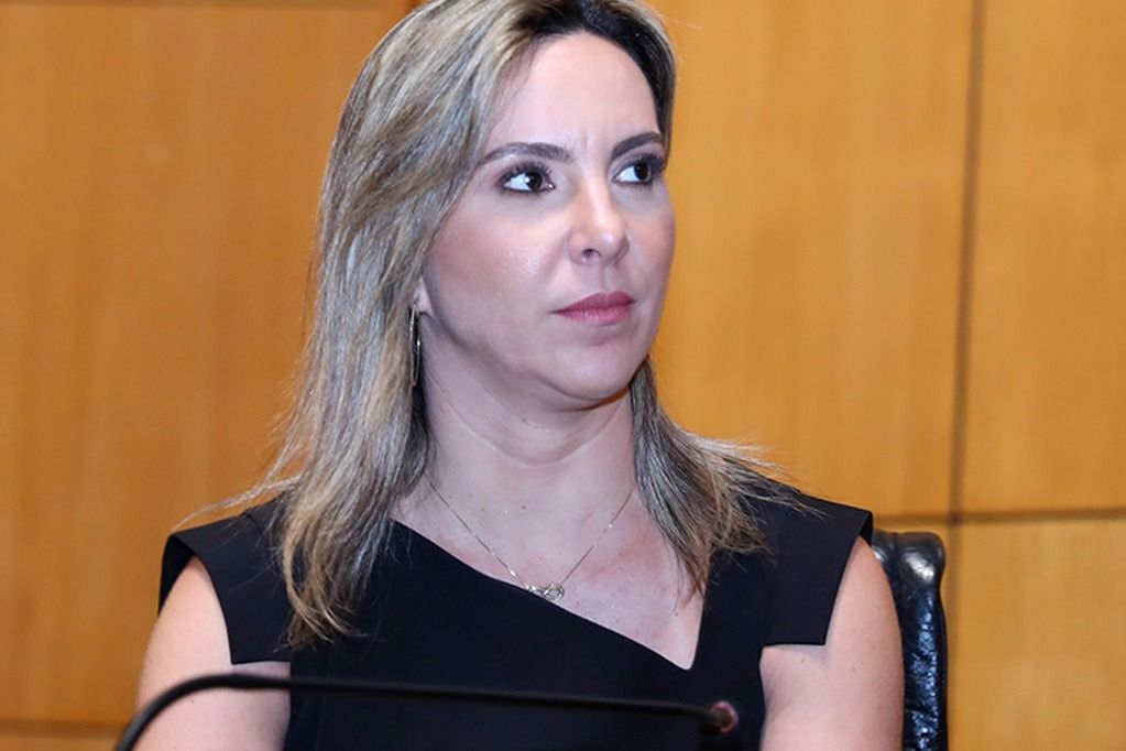 cris_samorini_findes_2_ales.jpeg